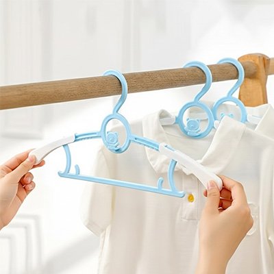 Cintre enfant réglable grandissant avec enfant Evolucintre